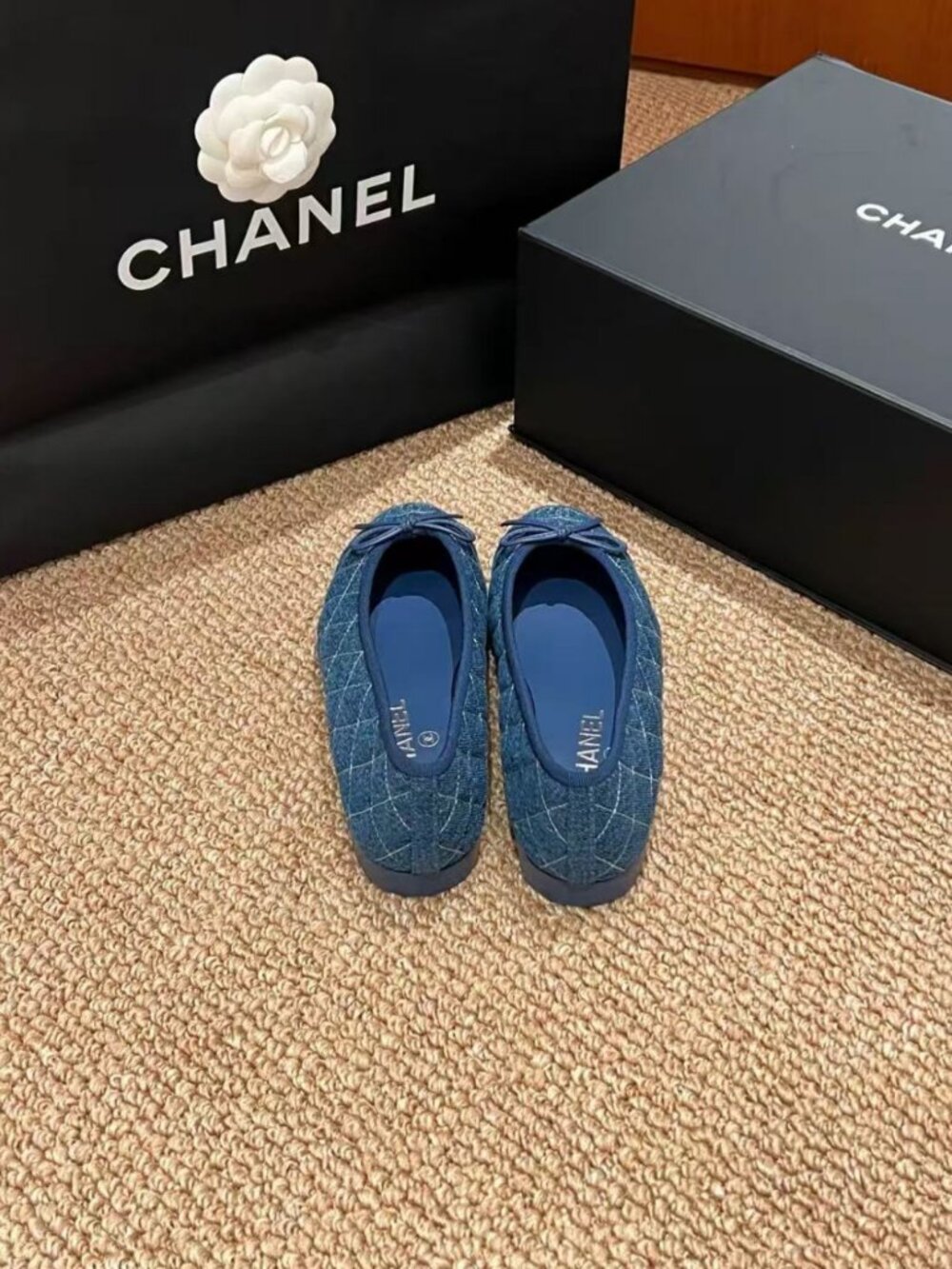 CHANEL Denim‑Tone Quilted Bow Detail Ballet Flats - Picture 5 of 5